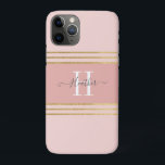 Girly Blush Roze Goud Monogram Streep Case-Mate iPhone Case<br><div class="desc">Bescherm je telefoon met dit gepersonaliseerde girly Iphone 11-hoesje. Het heeft een grijze tekst en een wit monogram initiaal op een prachtige blush roze achtergrond. Pas de iPhone-hoes aan met de naam en het initiaal van uw keuze om iemand extra speciaal te laten voelen. Maakt een leuk cadeau voor verjaardagen...</div>