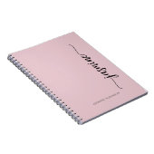 Girly Blush Roze Moderne Script Monogram naam Notitieboek (Rechterzijde)