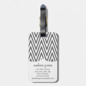 Girly Charcoal and Pink Chevron Stripes Custom Bagagelabel (Achterkant verticaal)