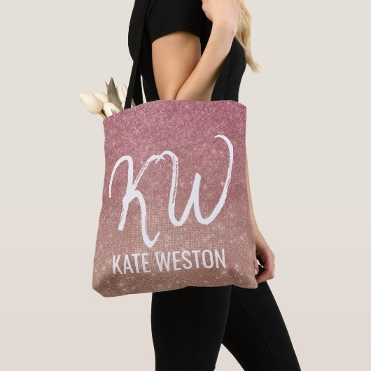 Girly Chic Pink Gold Glitter Ombre Monogram Tote Bag (Dichtbij)