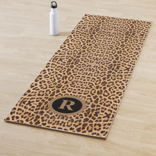 Girly chique wilde luipaard print monogram yogamat (In situ)