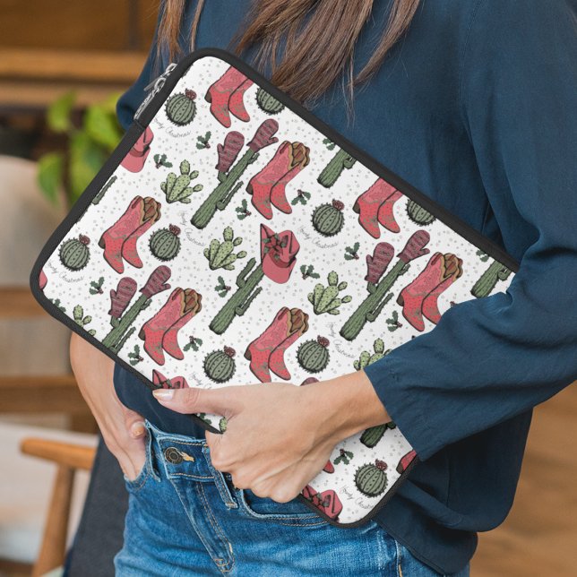 Girly Country Cowgirl Kerst roze en groen Laptop Sleeve ("Howdy Christmas" Country Christmas Cowgirl Boots, Hats, Mittens & Cactus. Hand-Drawn in Black Ink.)