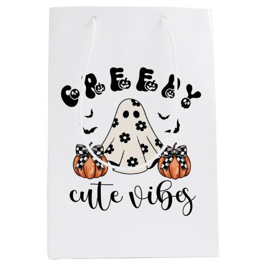 Girly Creepy Cute Vibes Coquette Ghost & Pumpkin  Medium Cadeauzakje (Voorkant)