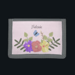 Girly Flowers and Butterfly Pastel Pink Name Drievoud Portemonnee<br><div class="desc">bloemillustratie op pastelroze gepersonaliseerde portemonnee (achtergrondkleur kan worden gewijzigd)</div>
