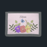 Girly Flowers and Butterfly Pastel Pink Name Drievoud Portemonnee<br><div class="desc">bloemillustratie op pastelroze gepersonaliseerde portemonnee (achtergrondkleur kan worden gewijzigd)</div>