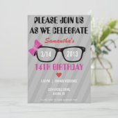 Girly Geek Glasses & Hearts Birthday Invitation Kaart (Staand voorkant)