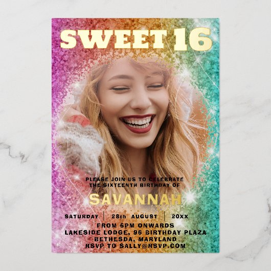 Girly Glitter Kleurrijke Sweet 16 Party Folie Uitnodiging (Voorkant)