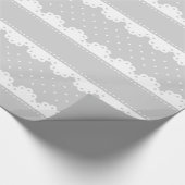 Girly Gray and White Polka Dot Lace Pattern Cadeaupapier (Hoek)