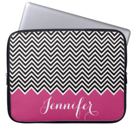GIRLY HOT PINK MAGENTA zwart wit Chevron Custom Laptop Sleeve
