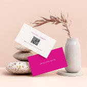 Girly Minimal Pink Modern Professional QR Code Visitekaartje