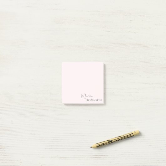 Girly Minimalist Blush Pink Monogram Post-it® Notes (Op bureau)
