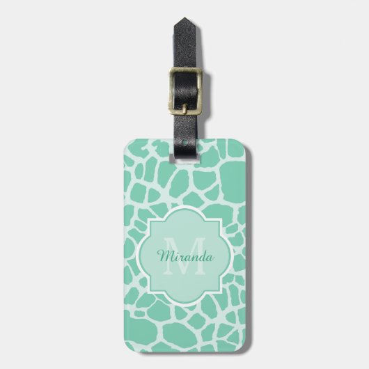 Girly Mint Green Giraffe Print Monogram en naam Bagagelabel (Voorkant verticaal)