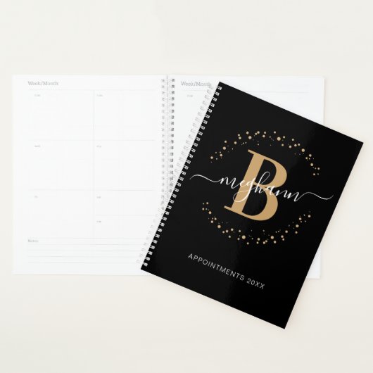Girly Modern Zwart Goud Naam Script Monogram 2024 Planner (Display)