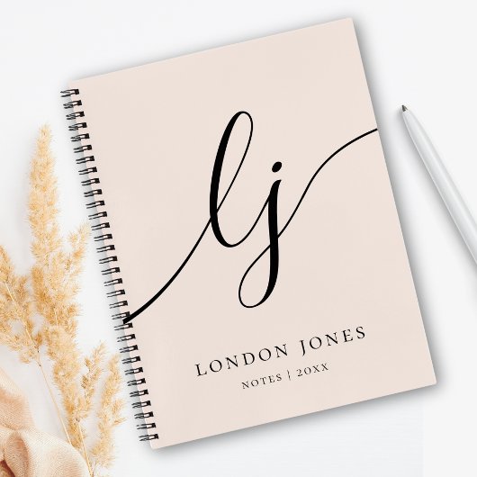 Girly Monogram Calligraphy 2 Initialen Roze Notitieboek