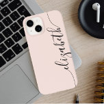 Girly Monogram Calligraphy Blush Pink Case-Mate iPhone 14 Hoesje<br><div class="desc">Voeg jouw naam in handschrift doopvont toe.</div>