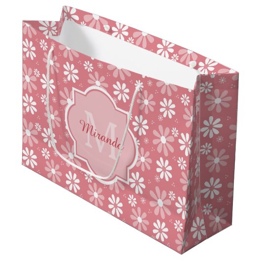Girly Monogram Cute Pink Daisy Flowers met naam Groot Cadeauzakje (Voorkant Gekanteld)
