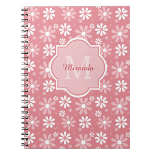 Girly Monogram Cute Pink Daisy Flowers met naam Notitieboek