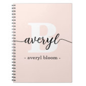 Girly Monogram Kalligrafie Initiaal Naam Blush Pin Notitieboek (Voorkant)