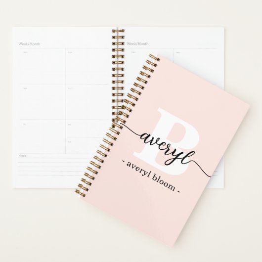 Girly Monogram Kalligrafie Initiaal Naam Blush Pin Planner (Display)