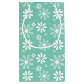Girly Monogram Mint White Daisy Flowers met naam Klein Cadeauzakje (Achterkant)