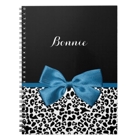 Girly Name Leopard Print  Cobalt Blue Ribbon Notitieboek (Voorkant)