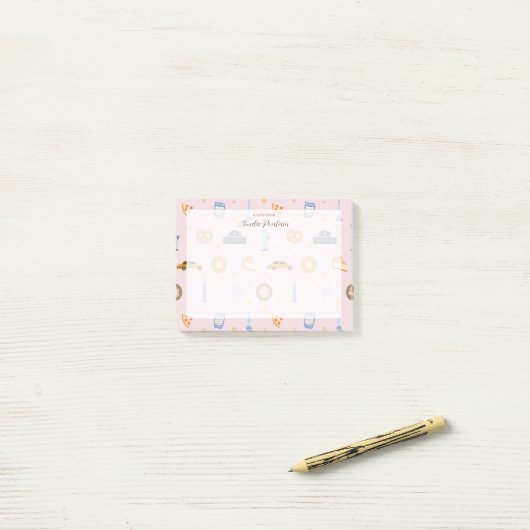 Girly NYC Pattern Baby Roze Naam Post-it® Notes (Op bureau)