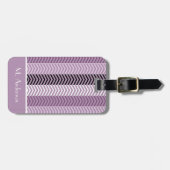 Girly Paars Chevron Stripes Pattern and Name Bagagelabel (Voorkant horizontaal)