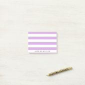 Girly Paarse Classic Stripes Monogram Opmerkingen Post-it® Notes (Op bureau)