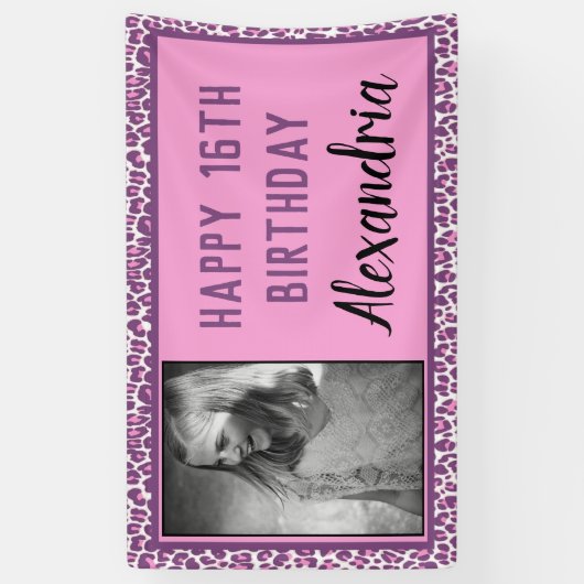 Girly Paarse/Roze Luipaard Print Sweet 16 Verjaard Spandoek (Verticaal)