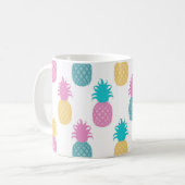 Girly Panapples Monogram Koffiemok (Voorkant links)