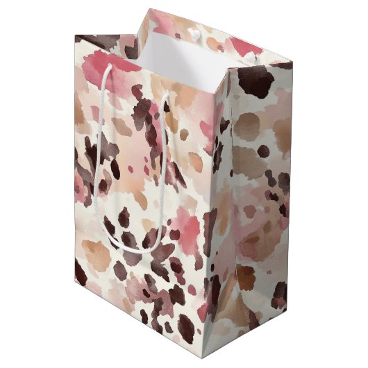 Girly Pink Brown Cream Leopard Animal Birthday Medium Cadeauzakje (Voorkant Gekanteld)
