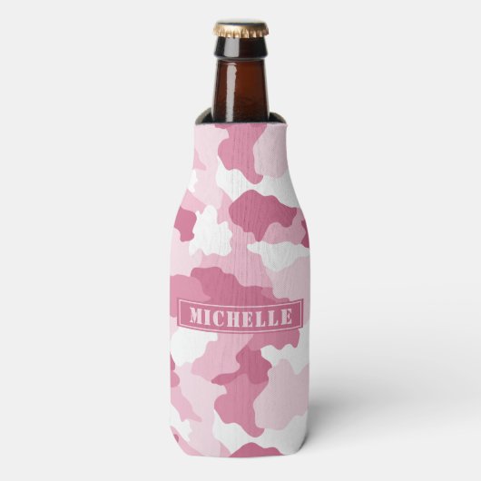 Girly Pink Camo Camouflage Monogram Naam Flesjeskoeler (Fles Voorkant)
