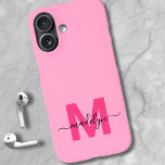 Girly Pink Elegant Minimal Name Monogram iPhone 16 Hoesje<br><div class="desc">Gepersonaliseerde Hot Pink en Magenta Initiaal Monogram Telefoonhoes. Voeg een pop heldere, vrolijke kleur toe aan uw telefoon met deze chique en gepersonaliseerde telefoonhoes. Met een levendige roze achtergrond en een gedurfd magenta hot pink initiaal, gecombineerd met een strakke zwarte scriptnaam, combineert dit ontwerp plezier met vrouwelijkheid voor een stijlvolle,...</div>