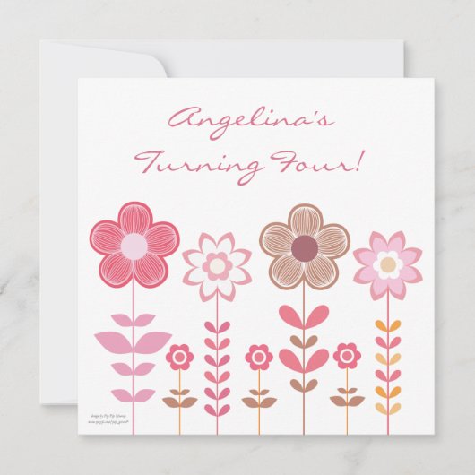 Girly Pink Flowers Aangepaste verjaardagsuitnodigi Kaart (Voorkant)