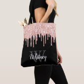 Girly Pink Glitter Drip Gray Monogram Tote Bag (Dichtbij)