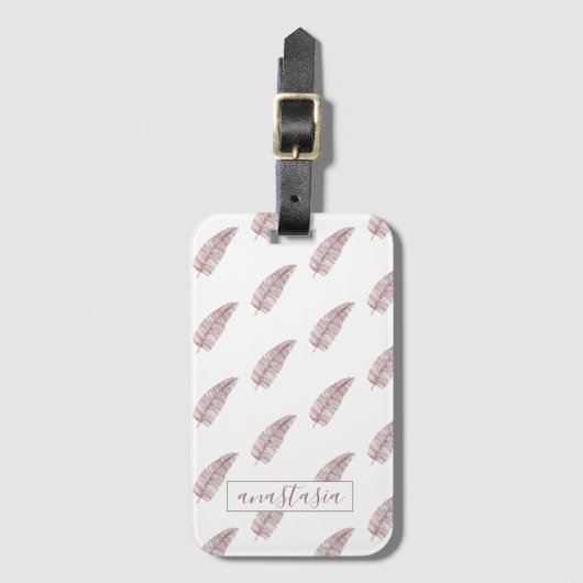 Girly Pink Monogram Feathers Pattern Bagagelabel (Voorkant (verticaal))
