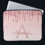 Girly Pink Rose Gold Glitter Drives Monogram Laptop Sleeve<br><div class="desc">Blush roze - Roos Gold Faux Dripping (Drips) Glitter en Sparkle Elegant Monogram Laptop Computer Hoesje. Dit monogrammed hoesje kan worden aangepast om uw initiaal en voornaam te omvatten.</div>