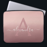 Girly Pink Rose Gold Mongram Ombre Gradient Laptop Sleeve<br><div class="desc">Girly Pink Rose Gold Mongram Ombre Gradient Elegant Monogram Laptop Computer Hoesje. Dit monogrammed hoesje kan worden aangepast om uw initiaal en voornaam op te nemen.</div>