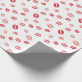 Girly Red Pink Lipstick Kisses Pattern Cadeaupapier (Hoek)