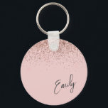 Girly Roos Gold Blush Pink Glitter Monogram Sleutelhanger<br><div class="desc">Roos Gold - Blush Pink Sparkle Glitter Script Monogram Name Keychains (Sleutelhanger). Dit maakt de perfecte liefhebbende 16 verjaardag,  bruiloft,  vrijgezellenfeest,  verjaardagsdag,  baby shower of vrijgezellenfeest voor iemand die van luxe glam en stijl houdt.</div>