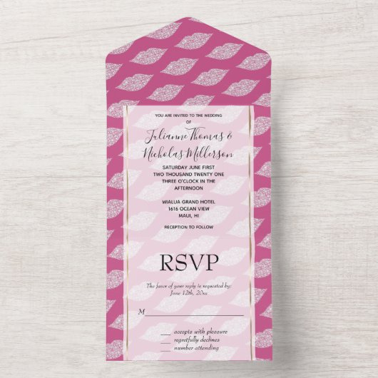 Girly roze glam witte diamanten lippen all in one uitnodiging (Binnen)