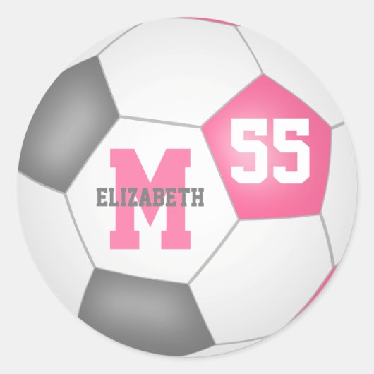 Girly roze grijs voetbal gepersonaliseerd ronde sticker (Voorkant)