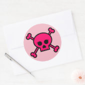 Girly roze Punk schedel Crossbones Ronde Button Sticker (Envelop)