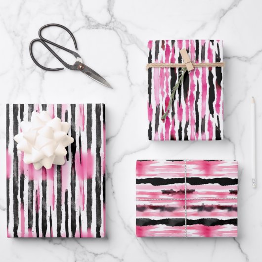 Girly Roze Wit Zwart Zebra Strepen Inpakpapier Vel (Voorkant)