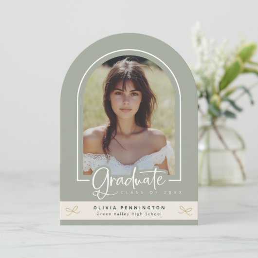 Girly Sage Green Foto Afstuderen Aankondiging (Staand voorkant)