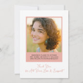 Girly Typografie Hand getrokken Afstuderen Foto Aankondiging (Achterkant)