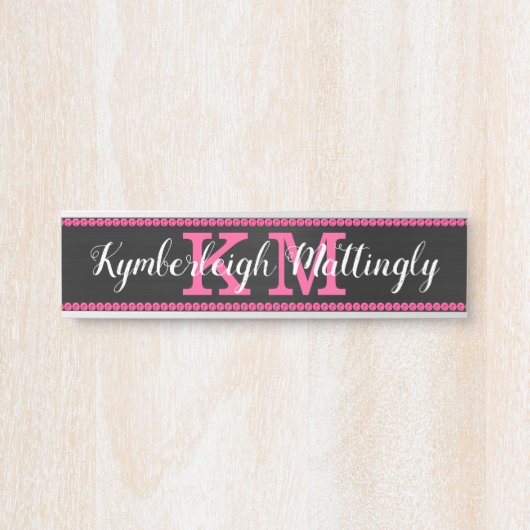 Girly Zwart Heet Roze Diamanten Glam Monogram Naam Deurbordje (Voorkant)