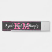 Girly Zwart Heet Roze Diamanten Glam Monogram Naam Deurbordje (Voorkant)