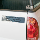 Gisteren is geschiedenis bumpersticker (Op Truck)