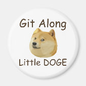 Git Along Little DOGE Magneet (Voorkant)